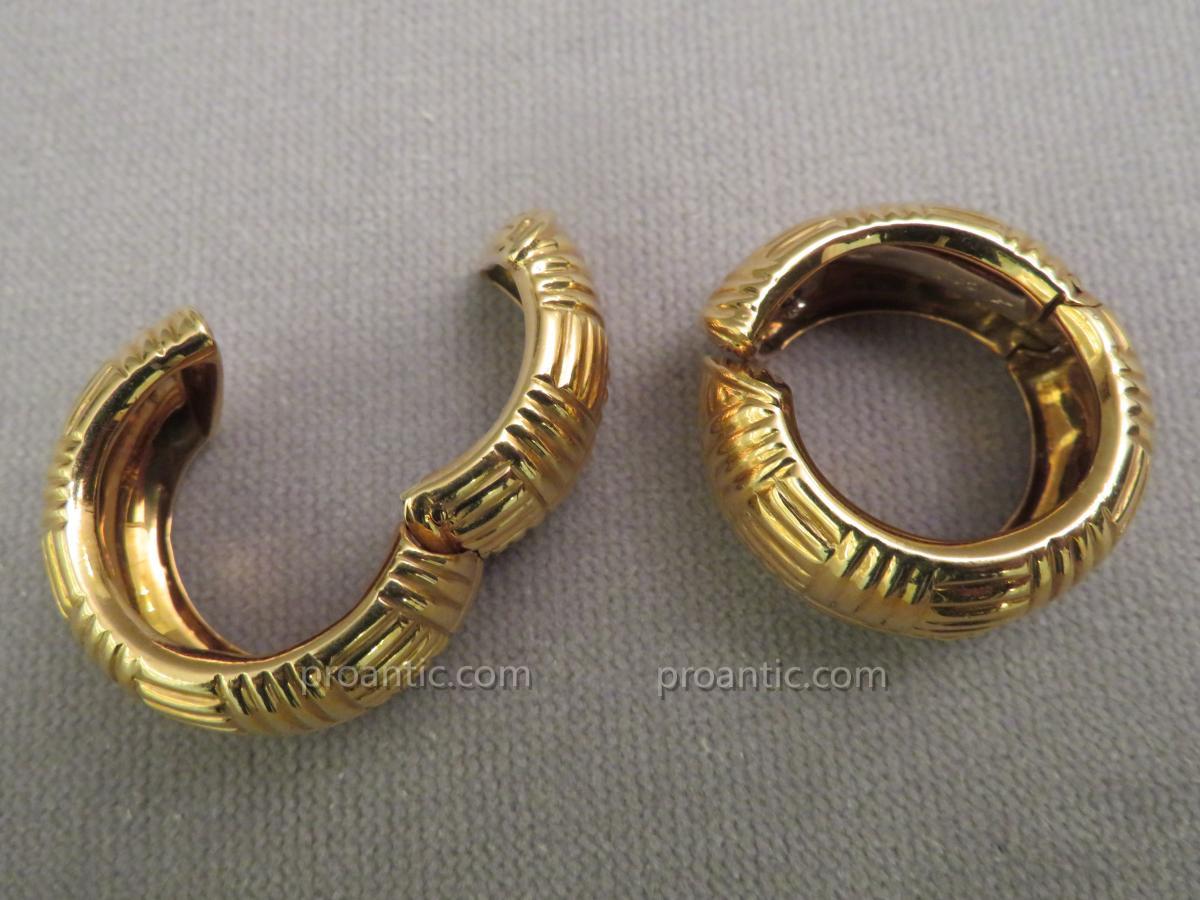 Yellow Gold Hoop Earrings-photo-2