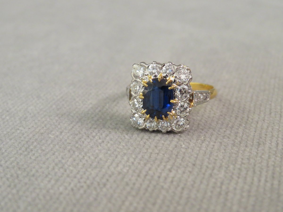 Sapphire And Diamonds Ring
