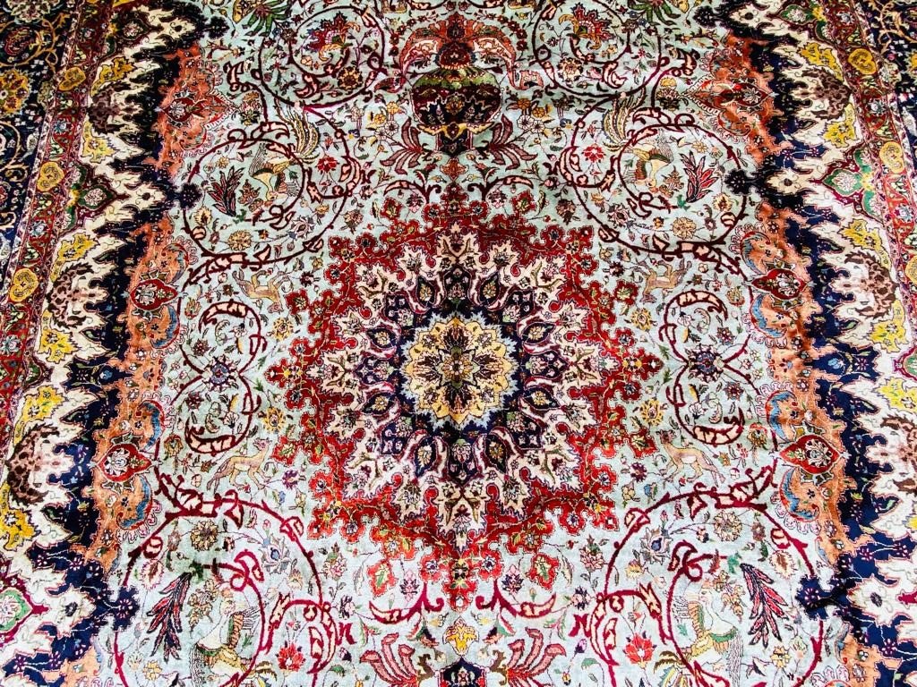 Exceptional, Very Important And Fine Silk Tabriz Iran Silk-photo-4