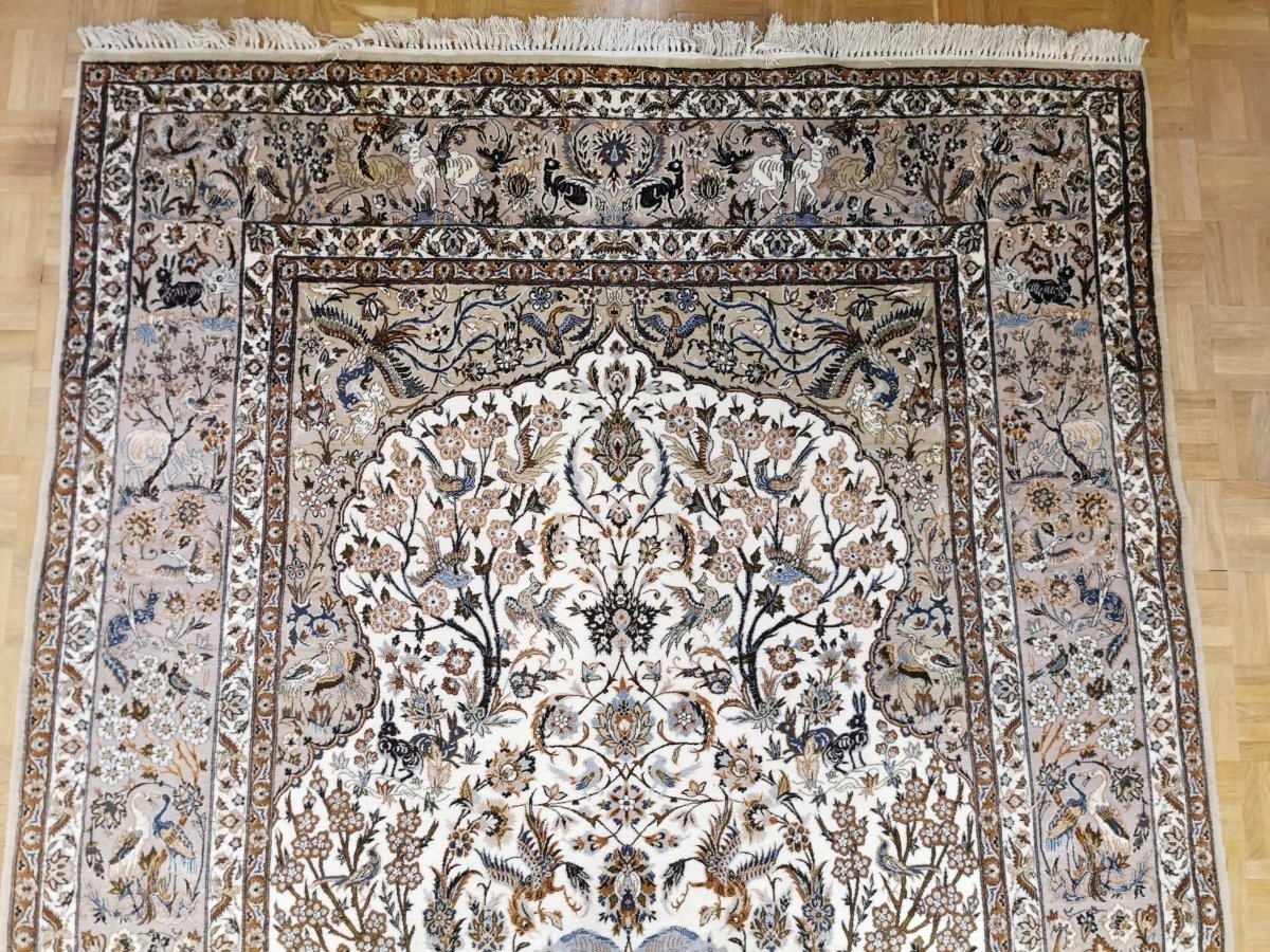 Tapis Ispahan En Laine Et Soie,iran, époque Du Shah.-photo-1