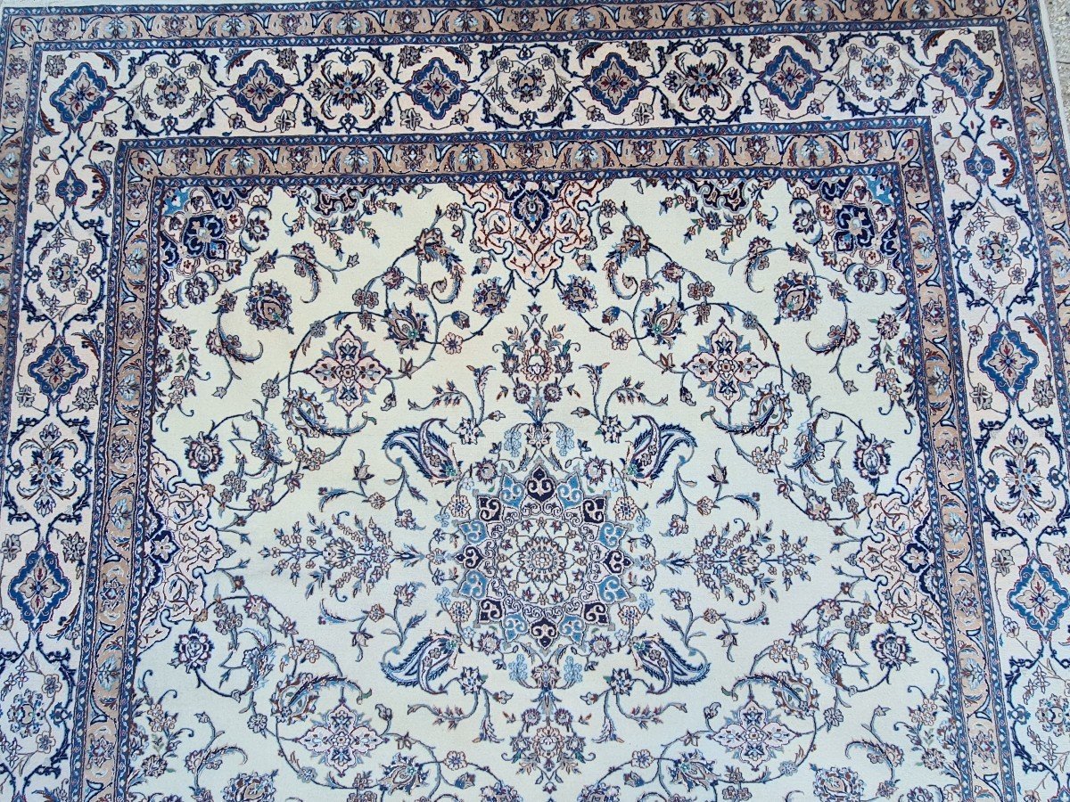 Dwarf Shisla Carpet In Wool, Iran, Shah Period-photo-1