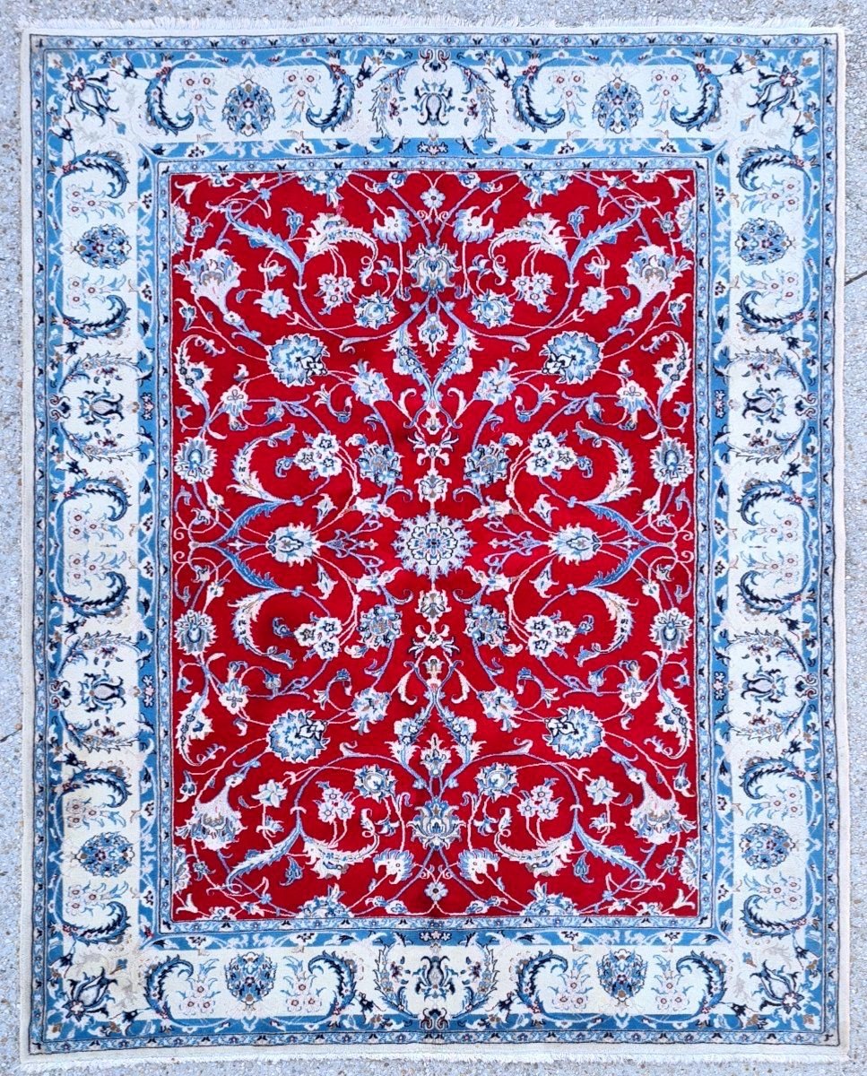 Naïn Shisla Carpet, Iranian Origin, Antique Late 20th Century