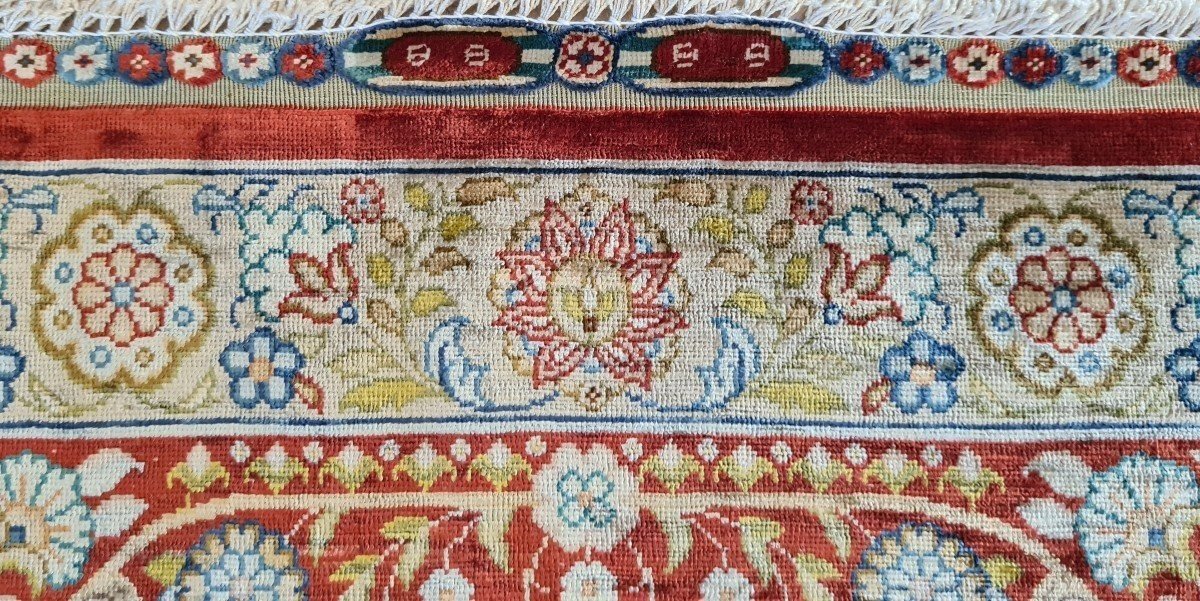 Hereke Rug Made In Turkish Silk, Signed, Circa 1930-photo-1