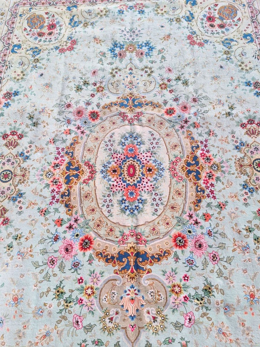 Fin Tapis Tabriz En Laine Signé, Atelier Du Maitre Vallai, Vers 1960-photo-2