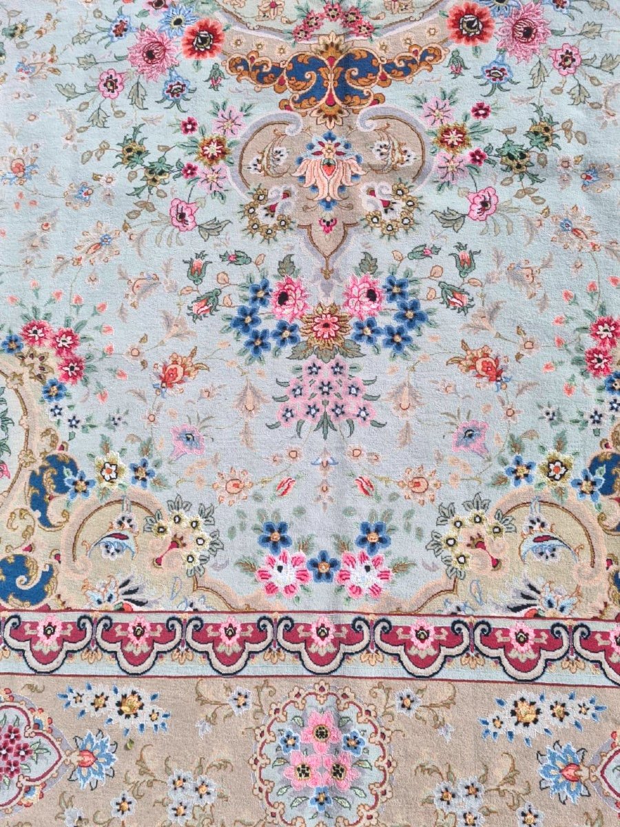 Fin Tapis Tabriz En Laine Signé, Atelier Du Maitre Vallai, Vers 1960-photo-1
