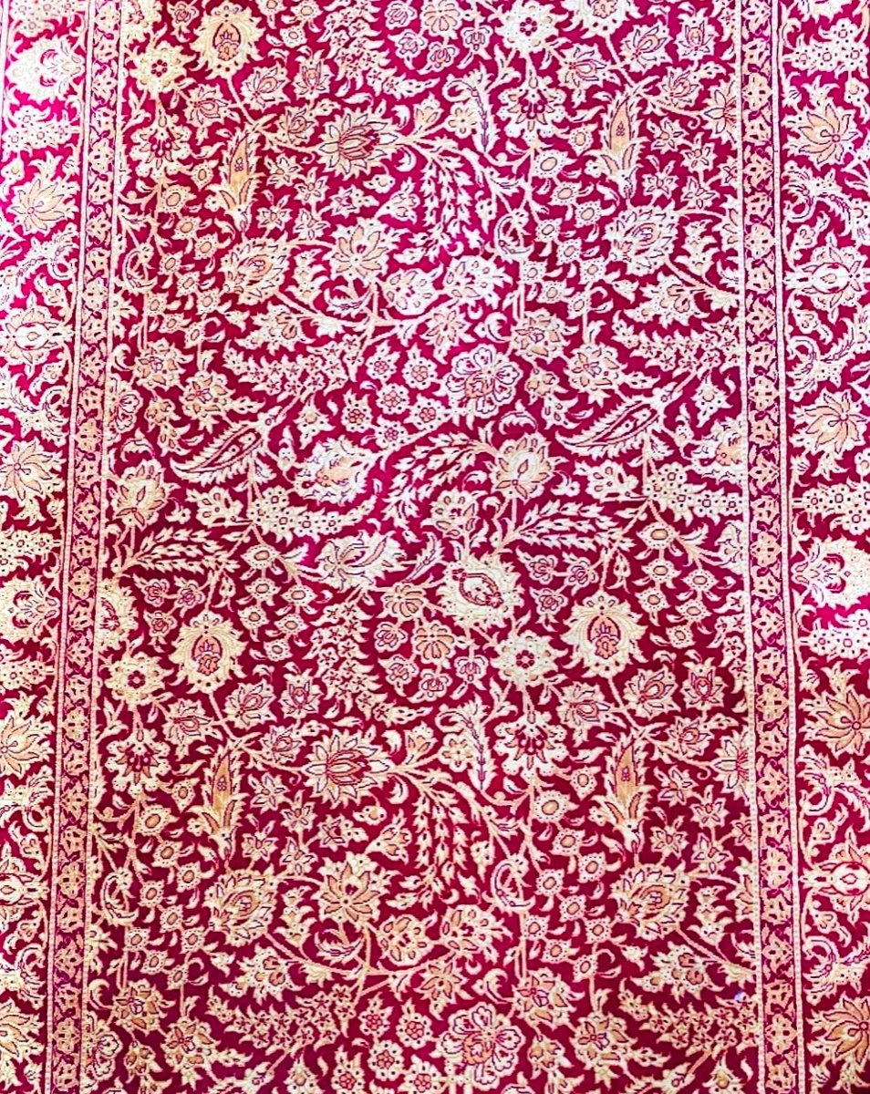 Important Tapis Ghoum En Soie, Iran, Signé.-photo-1