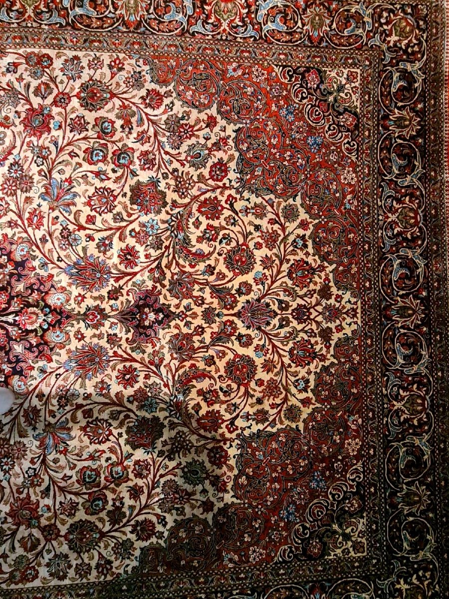 Important Tapis Ghoum En Soie,Signé Ahmadi,Iran, Atelier Impérial.-photo-2