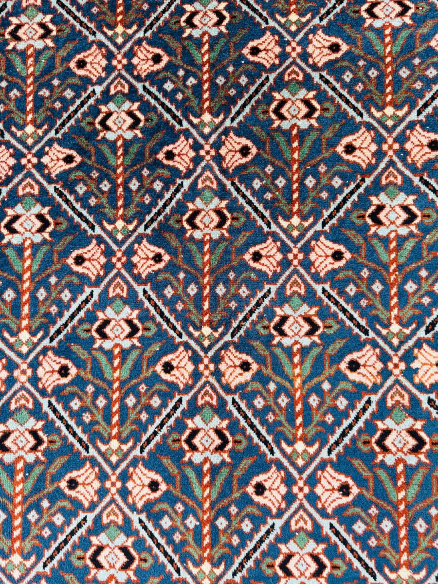 Shirvan Carpet From The Caucasus – Circa 1950, Hand Knotted -photo-1
