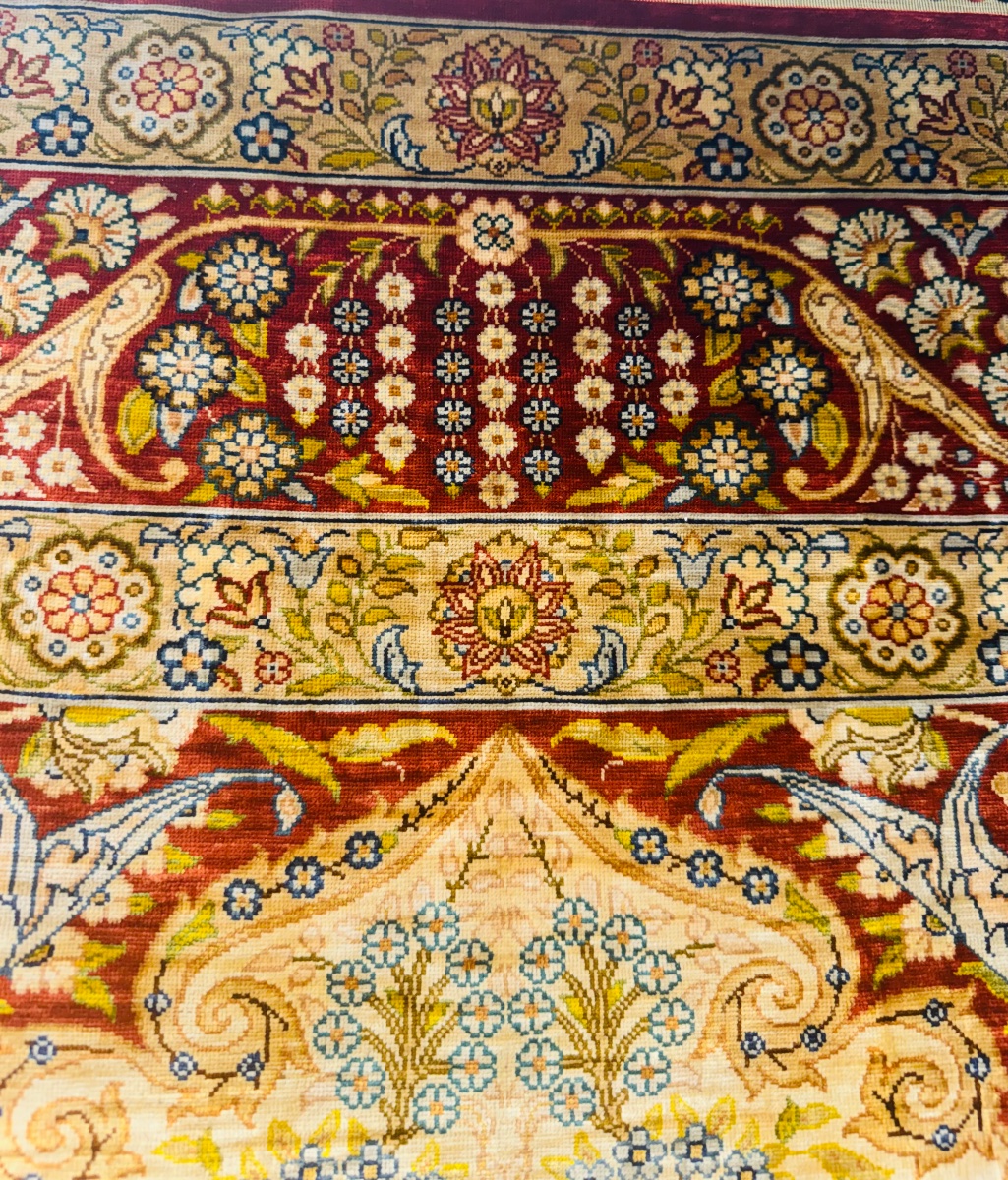 Important Hereke Silk Carpet - Turkey, Circa 1960-photo-3