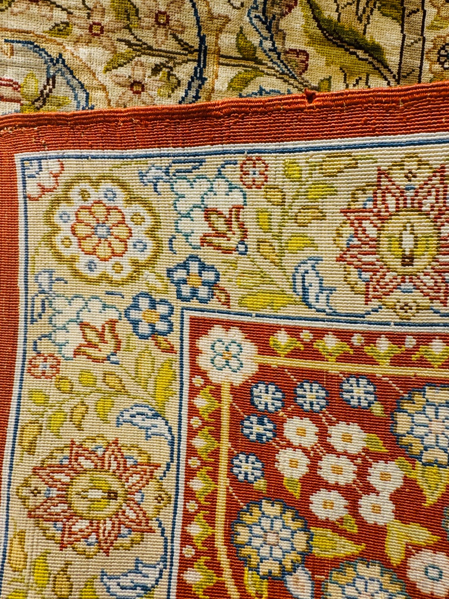 Important Hereke Silk Carpet - Turkey, Circa 1960-photo-1
