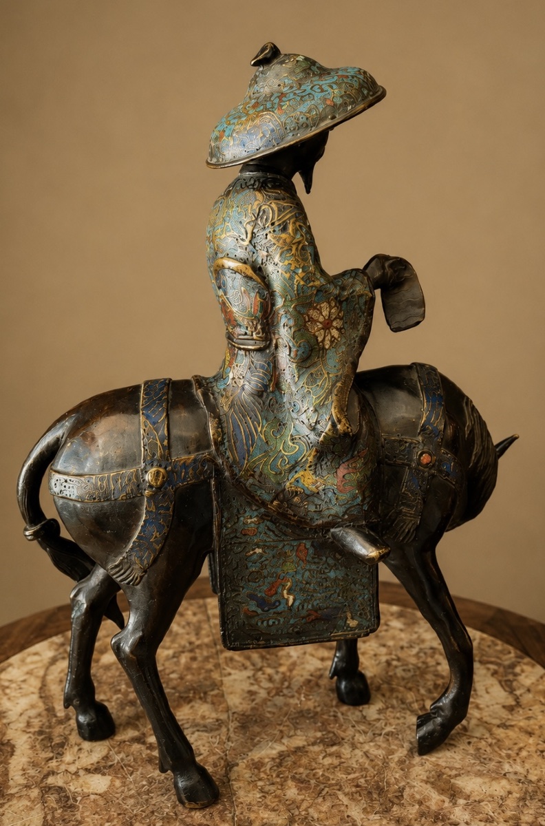 Toba sur sa Mule en bronze cloisonné -photo-2