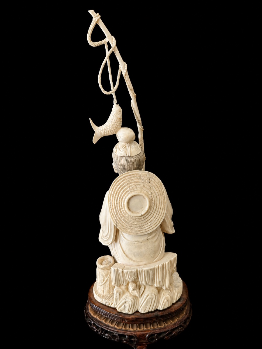 Large Chinese One-piece Ivory Fishing Rod-photo-4