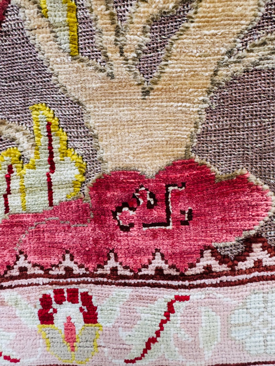Signed Hereke Rug Made Of Natural Silk And Gold Thread-photo-5