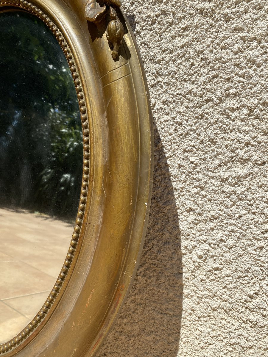 Oval Mirror With Floral Pediment In Carved Gilded Wood, Napoleon III Period – 19th Century - 65x96cm-photo-1