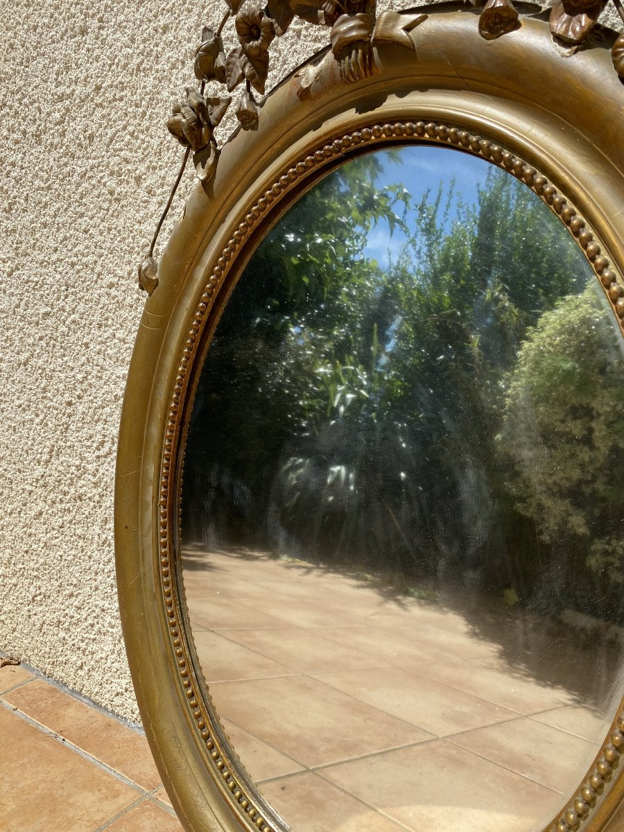 Oval Mirror With Floral Pediment In Carved Gilded Wood, Napoleon III Period – 19th Century - 65x96cm-photo-3
