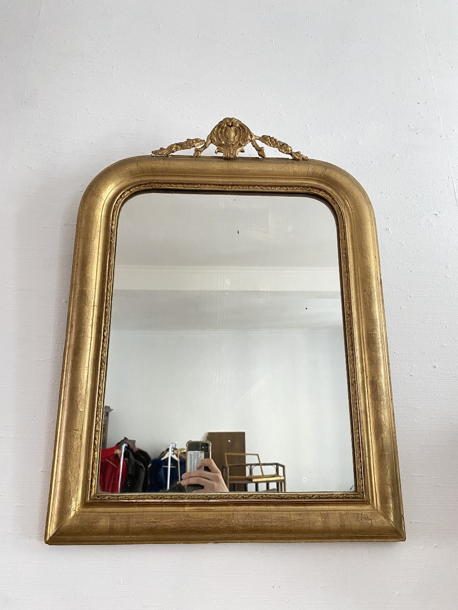 Miroir Mural Louis Philippe en Bois Doré à la Feuille D'or, 56x77cm, XIXème siècle