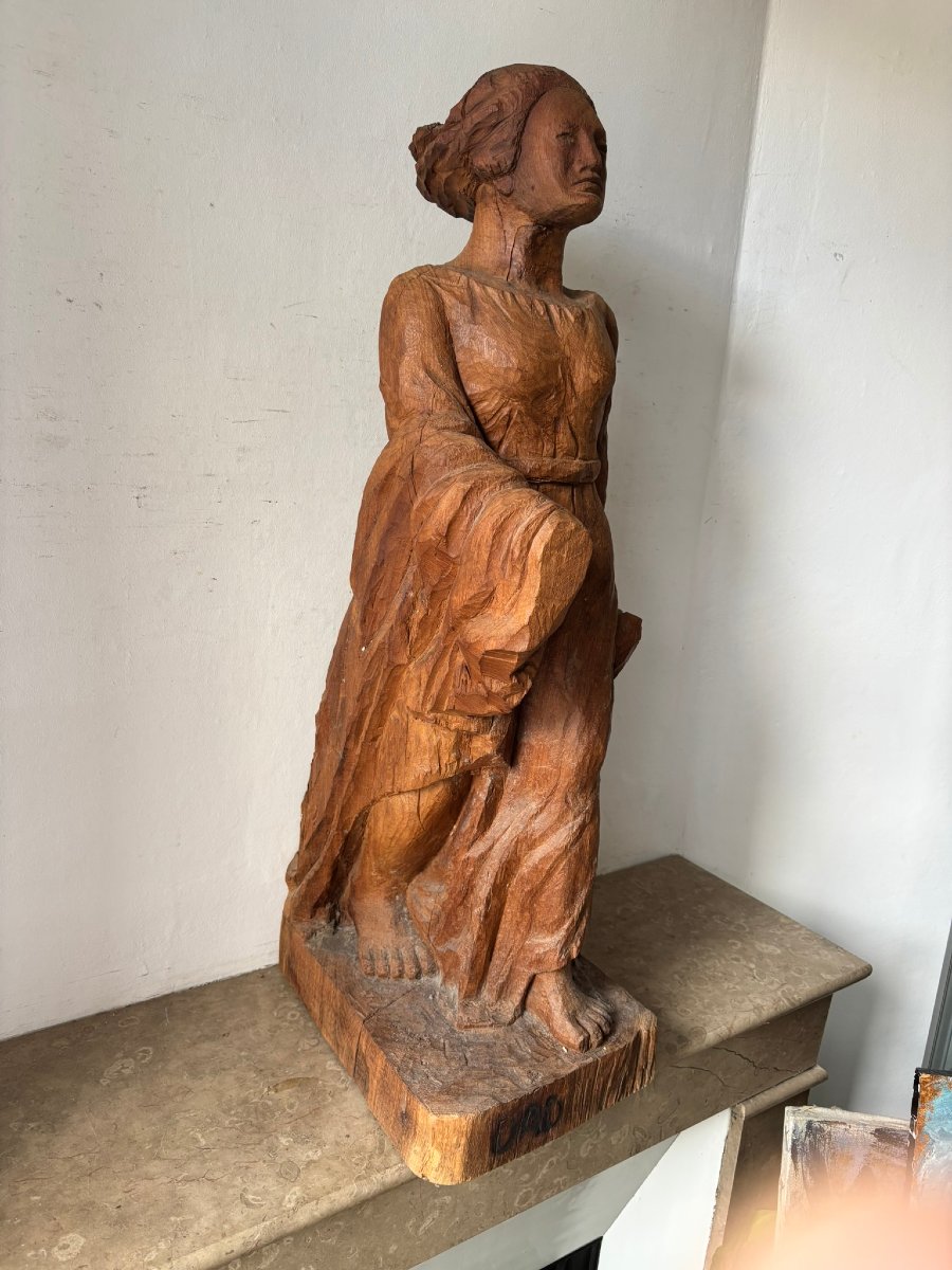 20th Century Statue Of A Woman-photo-1