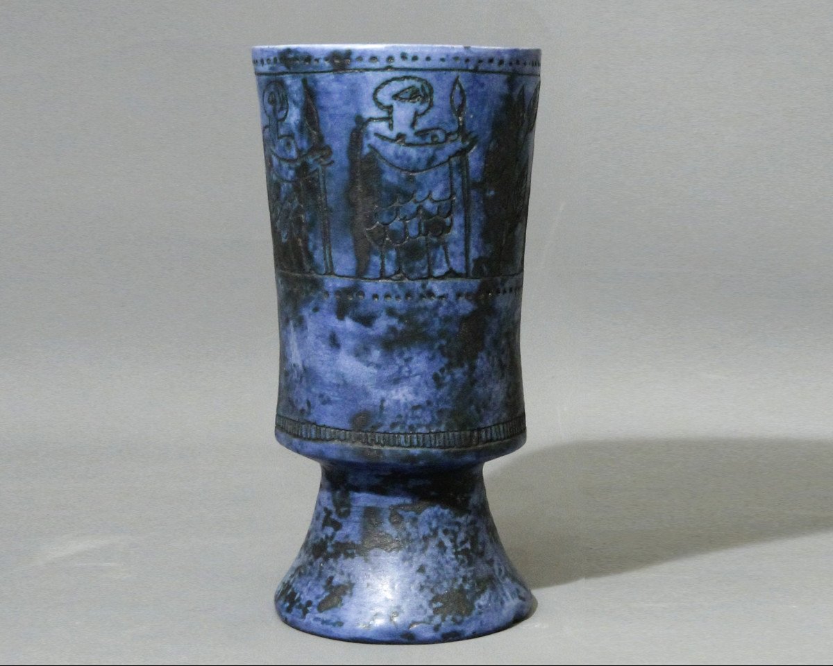 Vase Sur Piédouche En Céramique,  Décor mythologique,  Par Jacques Blin, France, Vers 1950