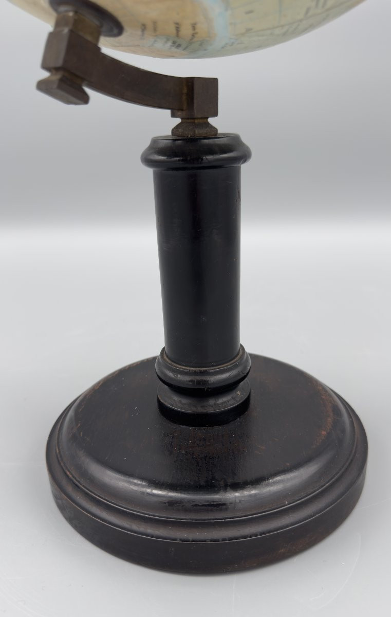 Globe terrestre sur pied, Éditions E. Bertaux, G. Thomas successeur, vers 1900-photo-2