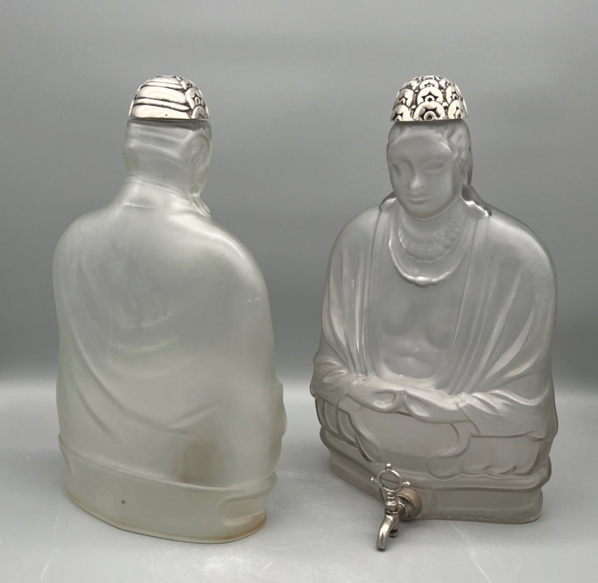 Deux fontaines à parfum, Badalona, Espagne, vers 1920-photo-4