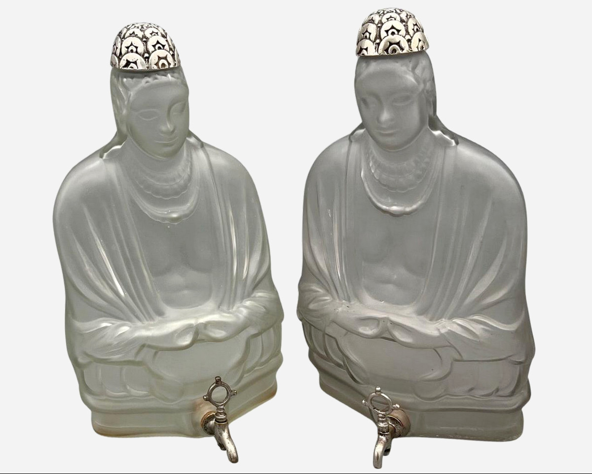Deux fontaines à parfum, Badalona, Espagne, vers 1920