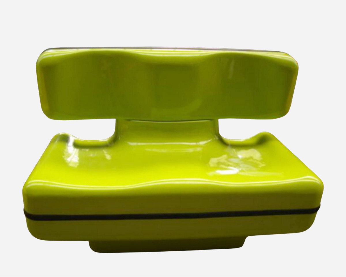 Banquettes en fibre de verre et résine colorée, par D. Prévot, Éd. France Design,  vers 1970-photo-3