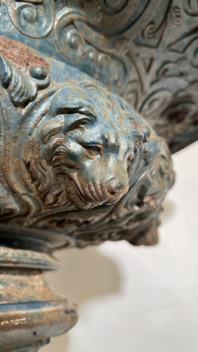 Large Cast Iron Pedestal Basin, England Or France, Circa 1850-photo-4