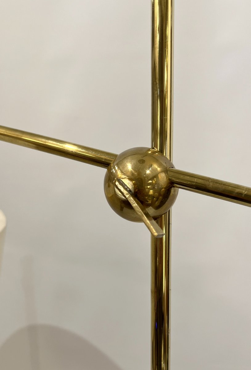 Lampadaire en laiton poli réglable et orientable, dans le style de R. Mathieu, France vers 1950-photo-1