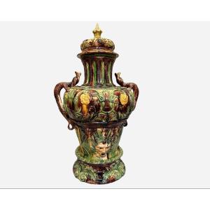 Large Glazed Terracotta Wine Fountain, Spain Or Portugal, Circa 1900