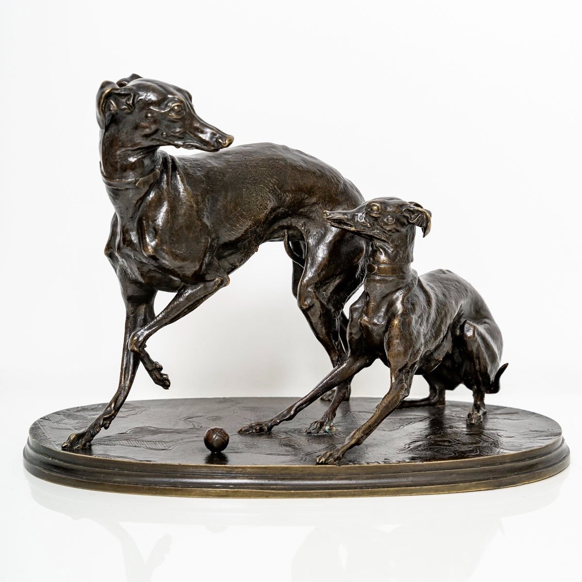 Groupe De Deux Levrettes Jouant à La Boule Par Pierre - Jules Mêne (1810-1879) - Bronze XIXe siècle