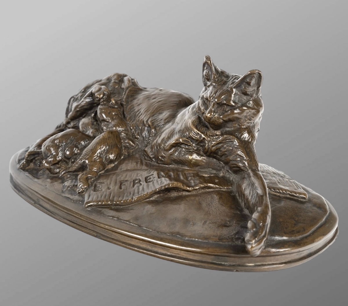 Sculpture - Chatte Allaitant Ses Petits , Emmanuel Fremiet (1824-1910) , Bronze  -photo-2