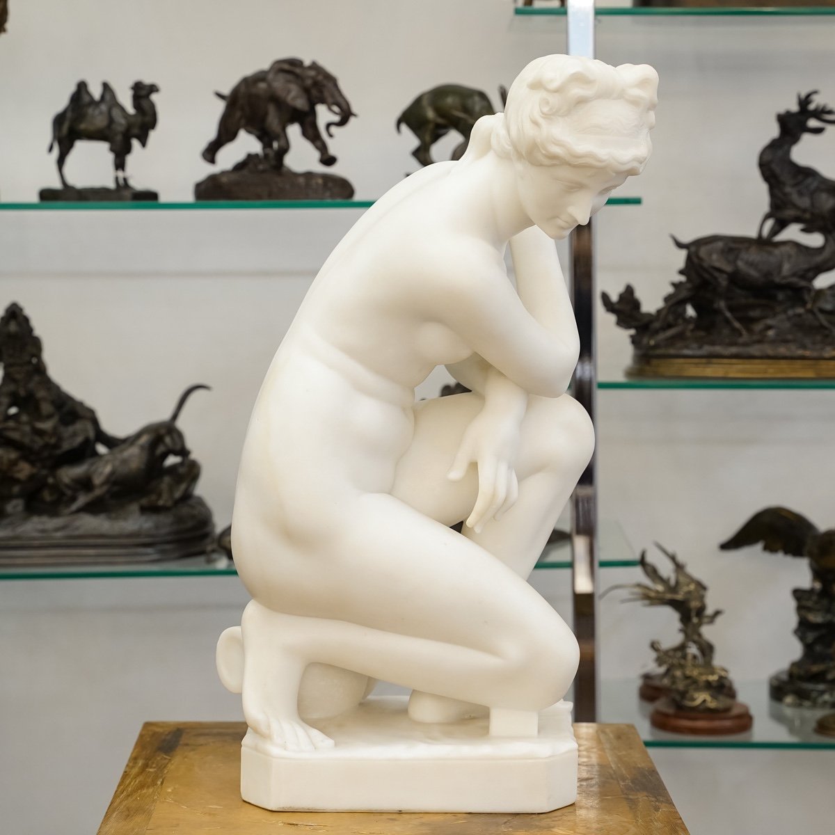 Sculpture - Venus Crouching , Doidalsas De Bithynie - Marble-photo-2