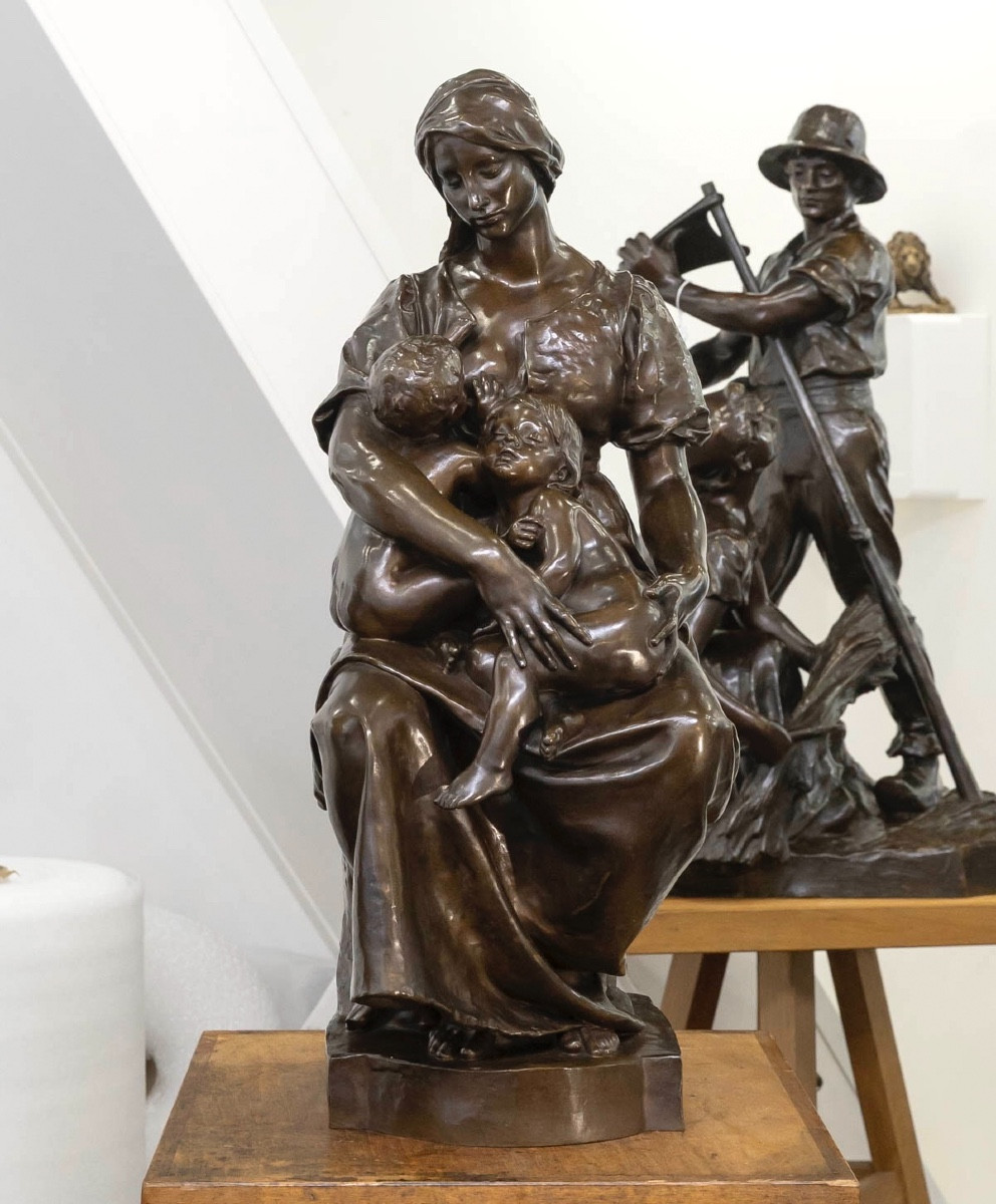 Sculpture - Maternity , Paul Dubois (1829-1905) - Bronze
