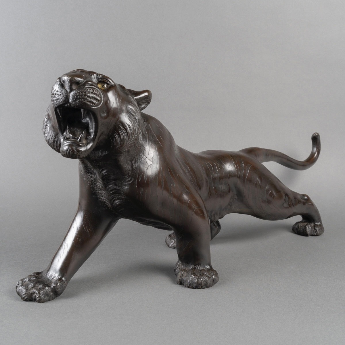 Sculpture - Le Tigre Rugissant , Omori Mitsumoto Dit Kôgen - Bronze -photo-3