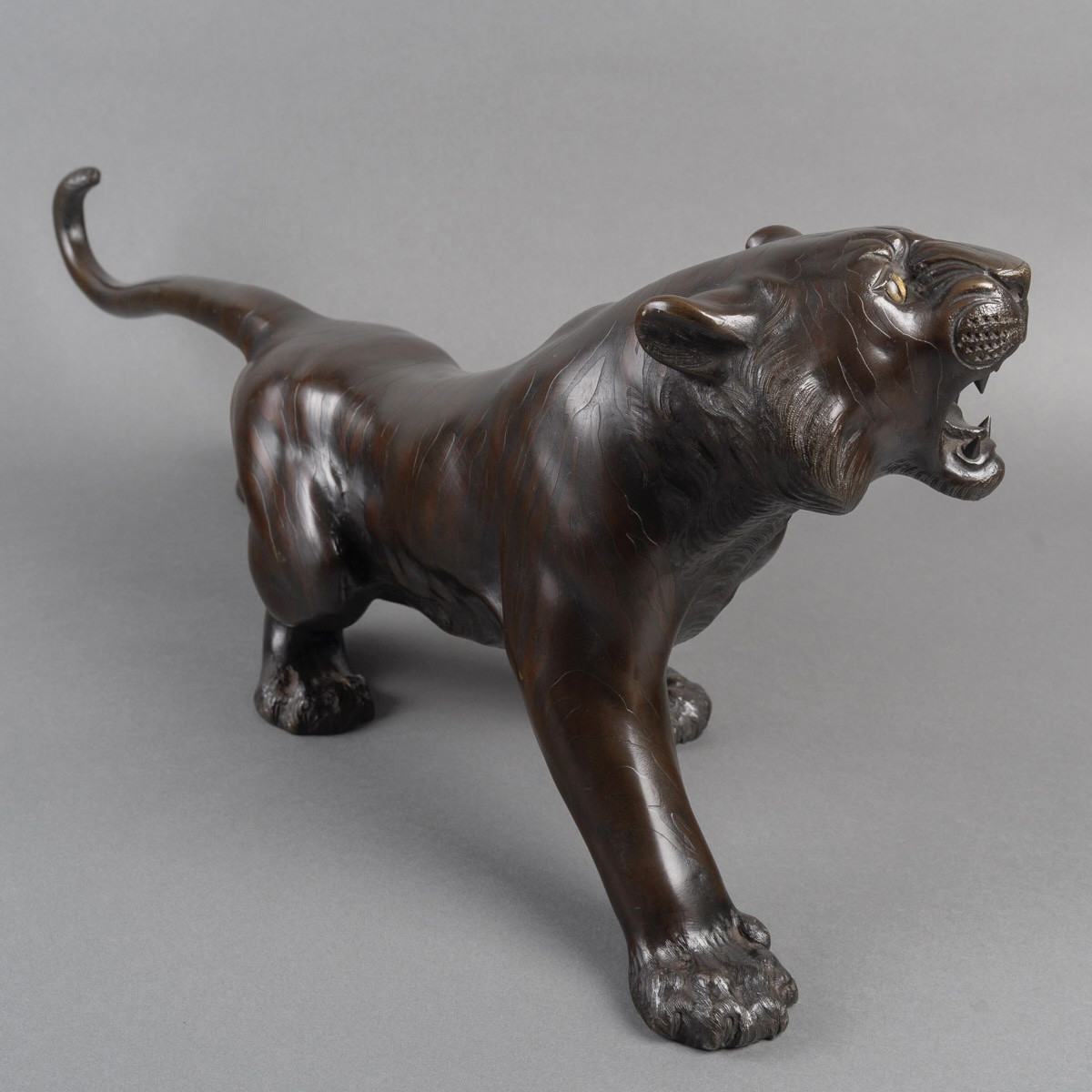 Sculpture - Le Tigre Rugissant , Omori Mitsumoto Dit Kôgen - Bronze -photo-2