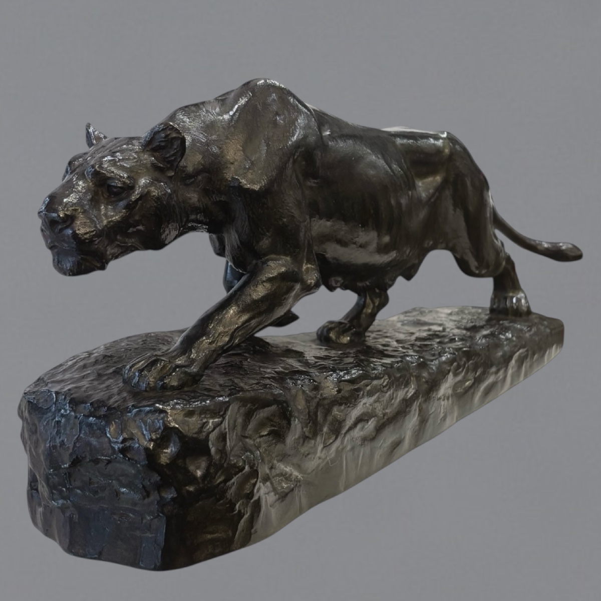Sculpture - Lioness On The Prowl , Isidore Bonheur (1827-1901) - Bronze -photo-2