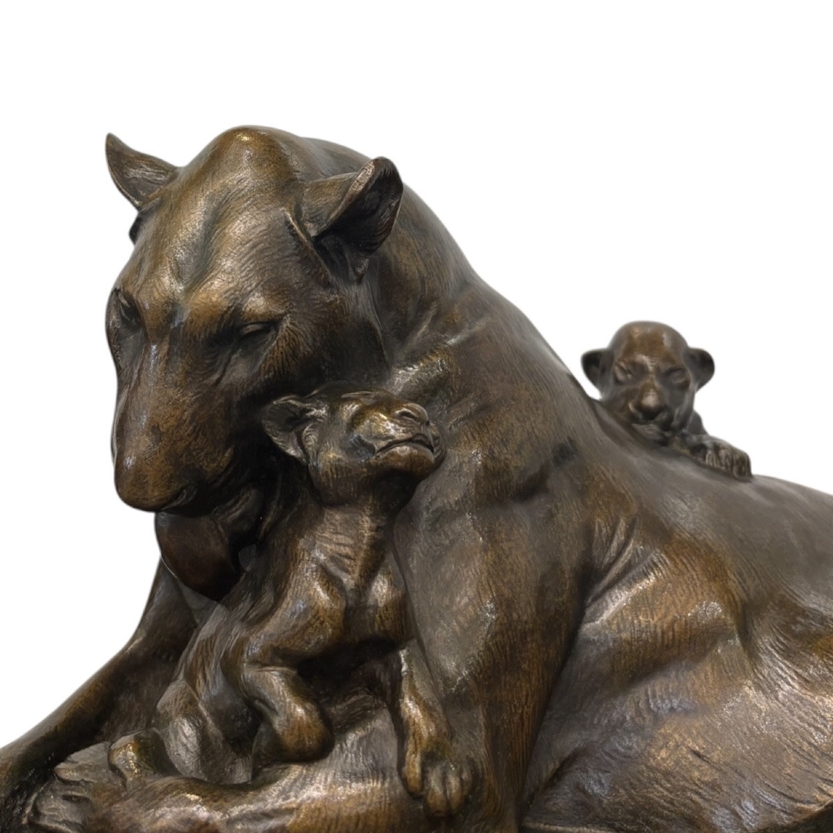 Sculpture - Lioness And Cubs  , Victor Peter (1840-1918) - Bronze