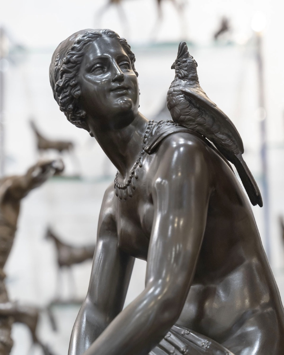 Sculpture - Femme Au Perroquet , Louis Sauvageau (1822-1874) - Bronze -photo-7