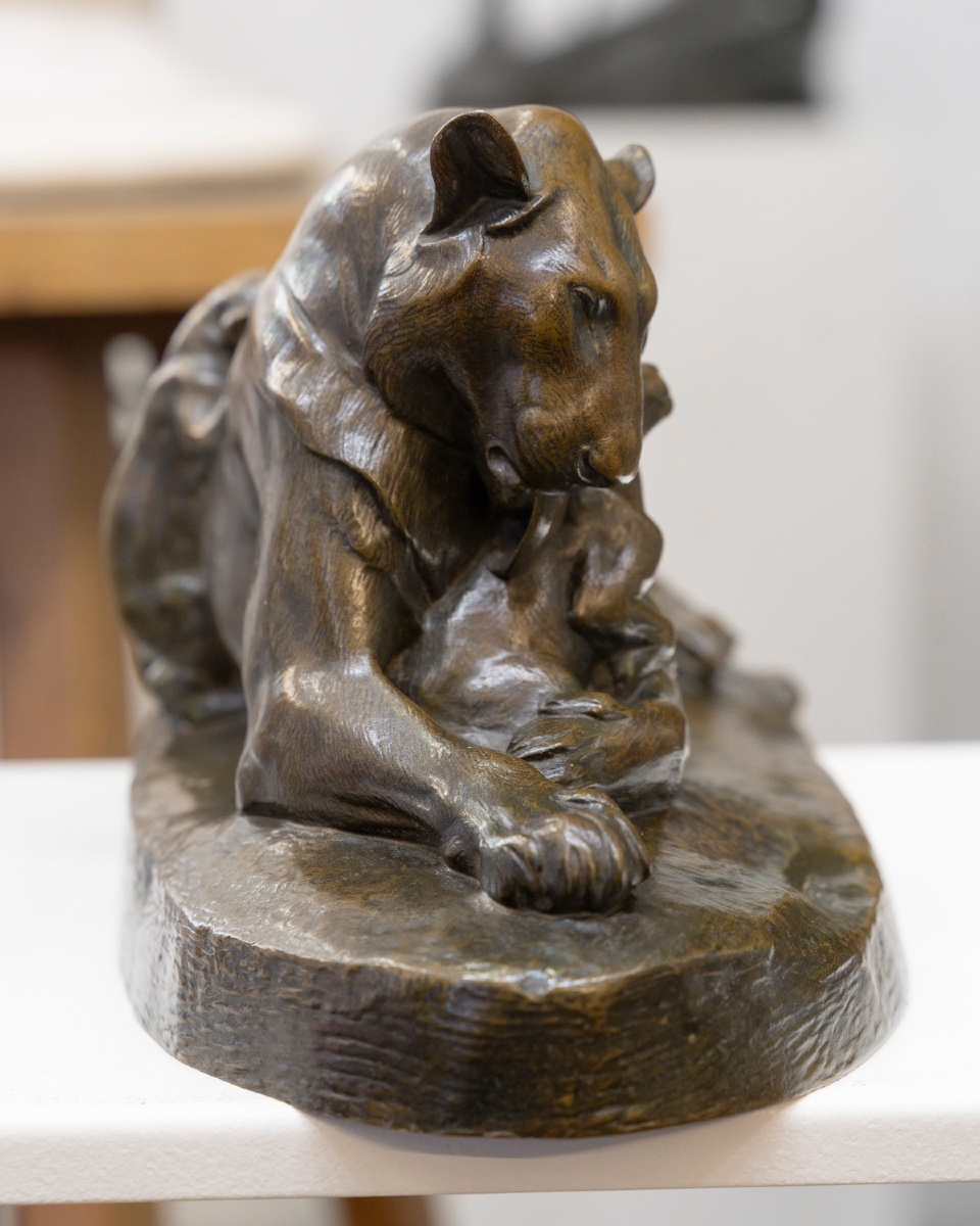 SCULPTURE - LIONNE ET LIONCEAUX , VICTOR PETER (1840-1918) - BRONZE-photo-4