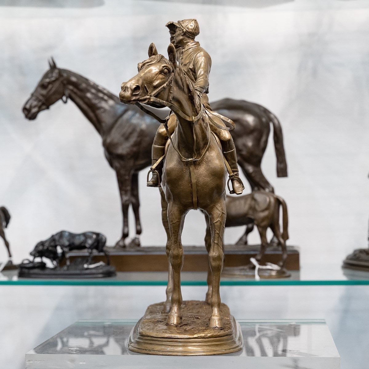 Sculpture - Jockey And His Horse , Before The Race By Jules Moigniez (1835–1894) - Bronze-photo-1