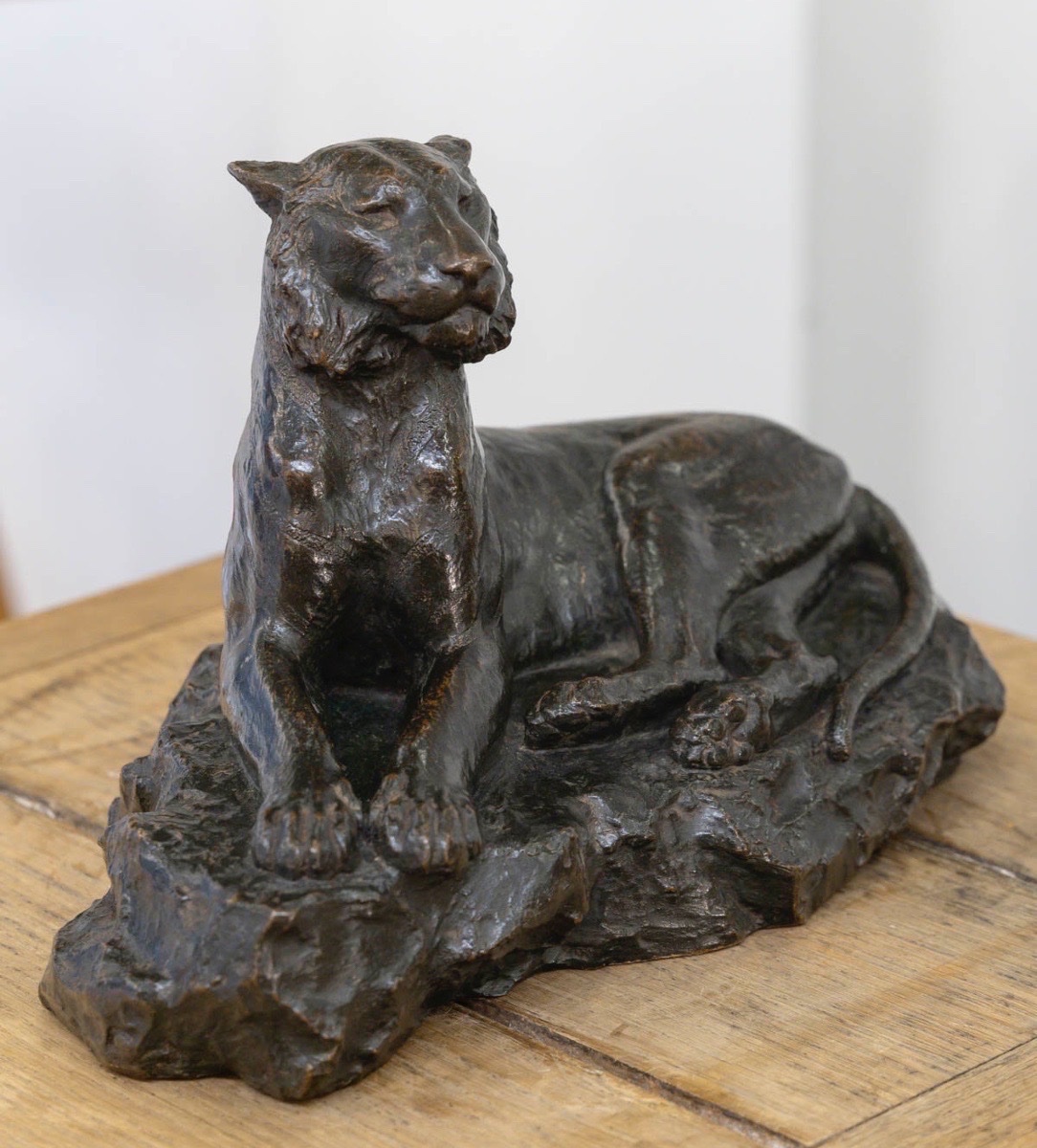 Sculpture - The Reclining Lioness , François Auguste Hippolyte Peyrol (1856–1929) - Bronze-photo-3