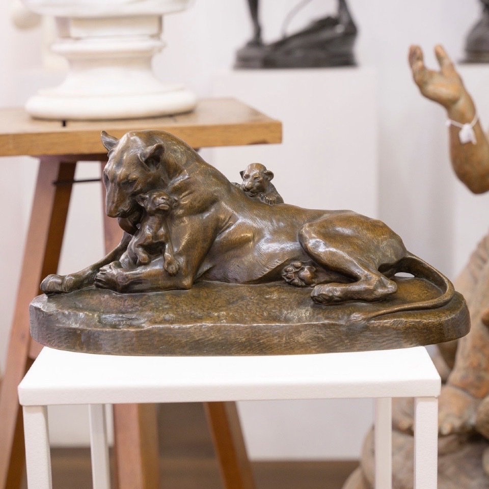 Sculpture - Lioness And Lion Cubs , Victor Peter (1840–1918) - Bronze-photo-3