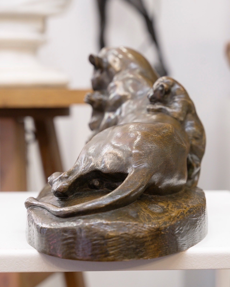 Sculpture - Lioness And Lion Cubs , Victor Peter (1840–1918) - Bronze-photo-4