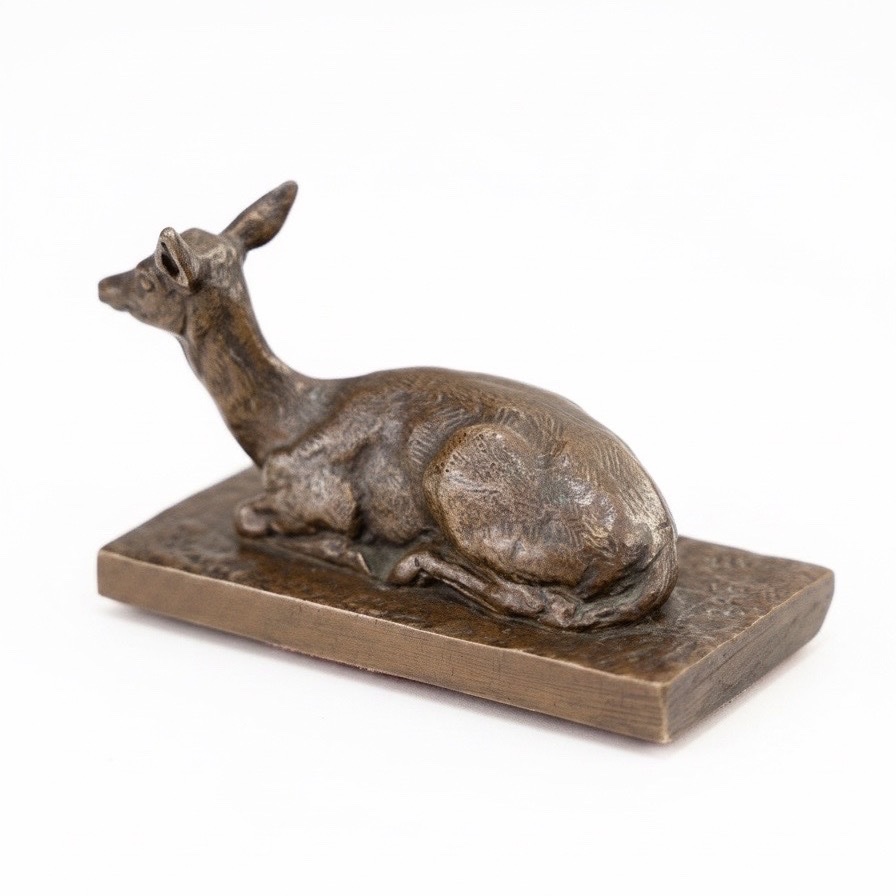 SCULPTURE - BICHE COUCHÉE , ANTOINE - LOUIS BARYE (1795-1875) - BRONZE-photo-1