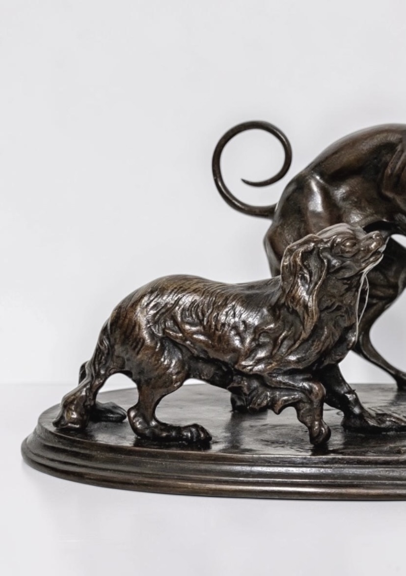 SCULPTURE - GROUPE "LÉVRIER ET KING - CHARLES" , PIERRE - JULES MÊNE (1810-1879) - BRONZE-photo-1