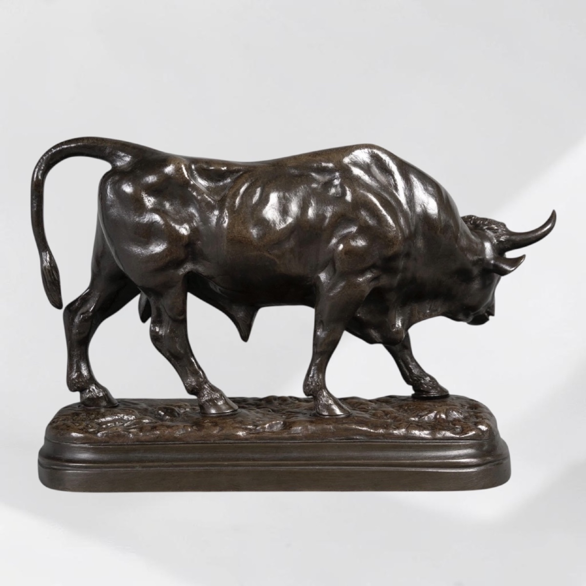 SCULPTURE - LE TAUREAU DEBOUT , LOUIS VIDAL (1831-1892) - BRONZE-photo-2