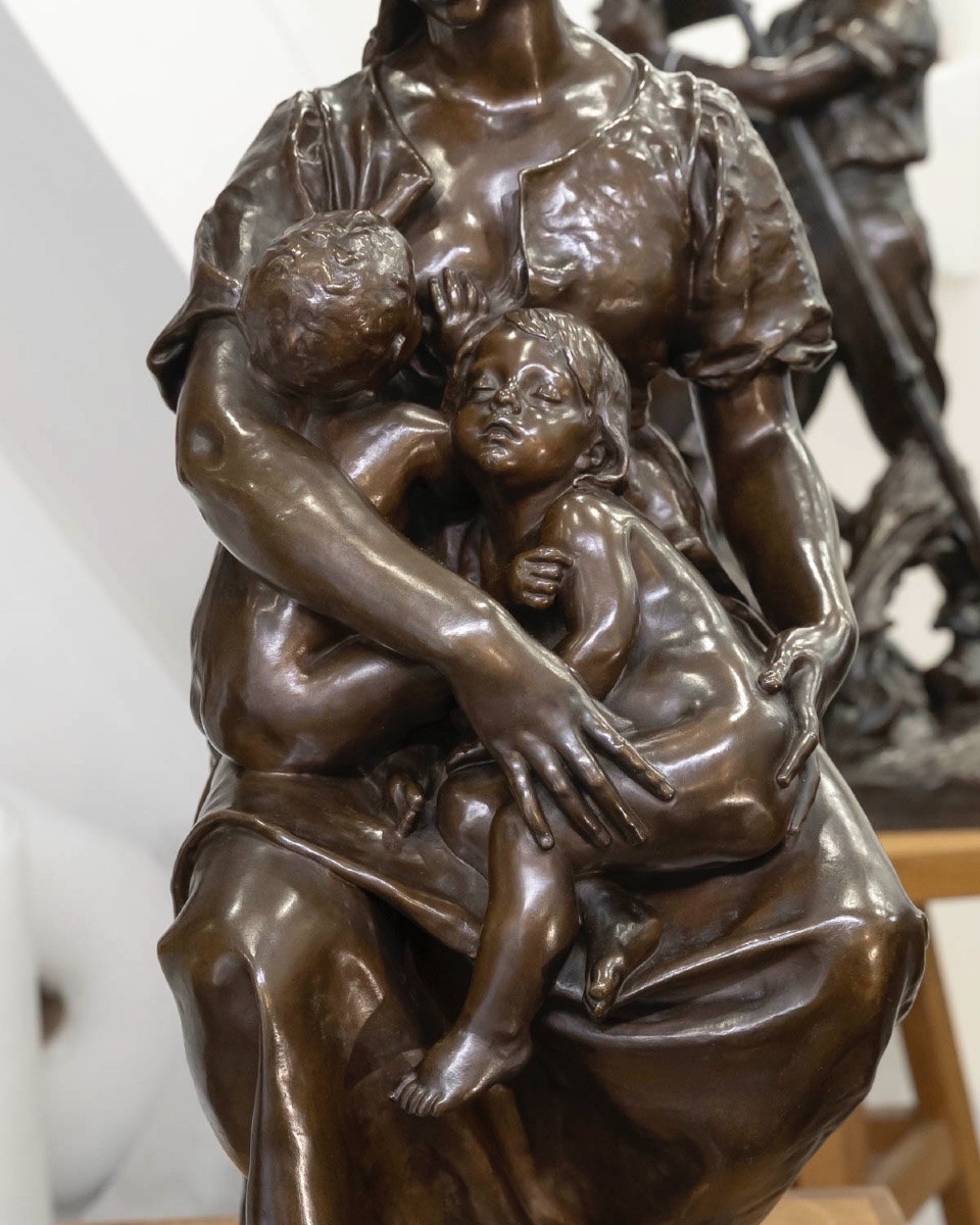 Sculpture - Motherhood, Paul Dubois (1829–1905) - Bronze  -photo-4