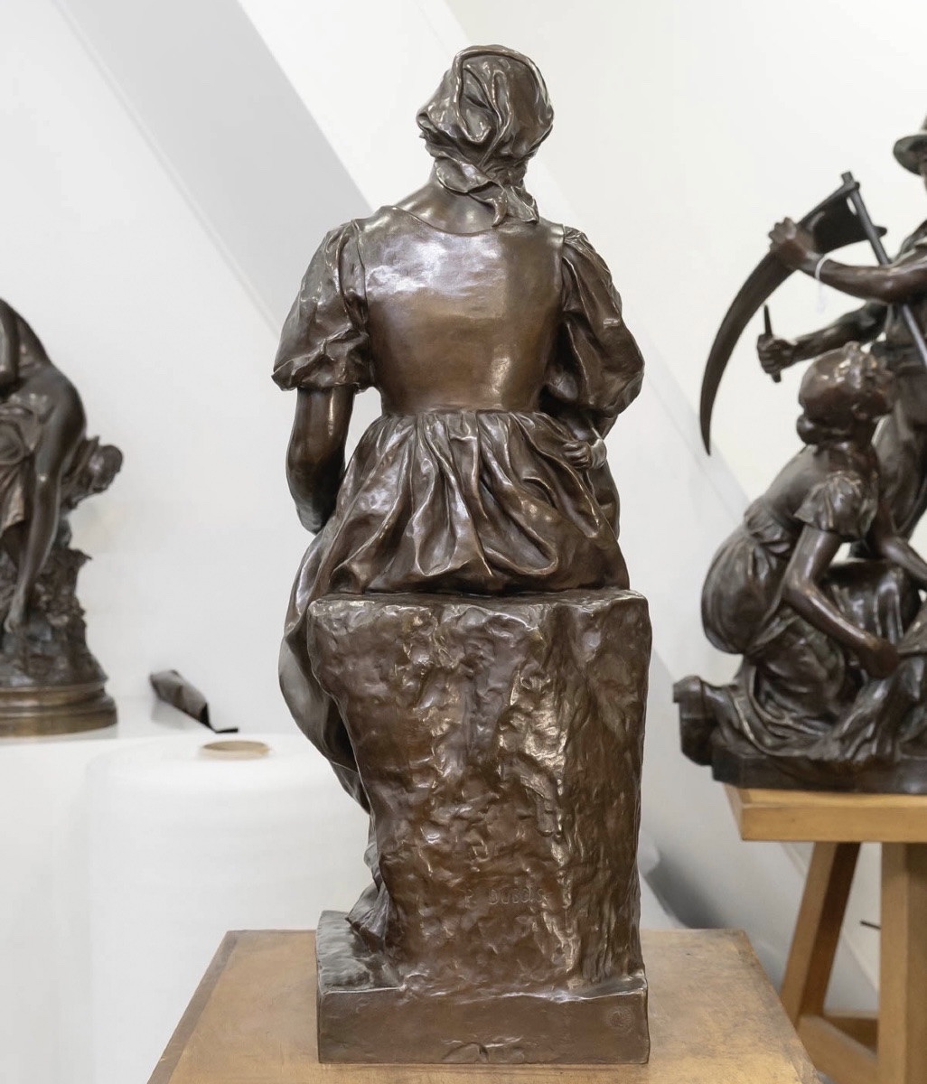 Sculpture - Motherhood, Paul Dubois (1829–1905) - Bronze  -photo-2