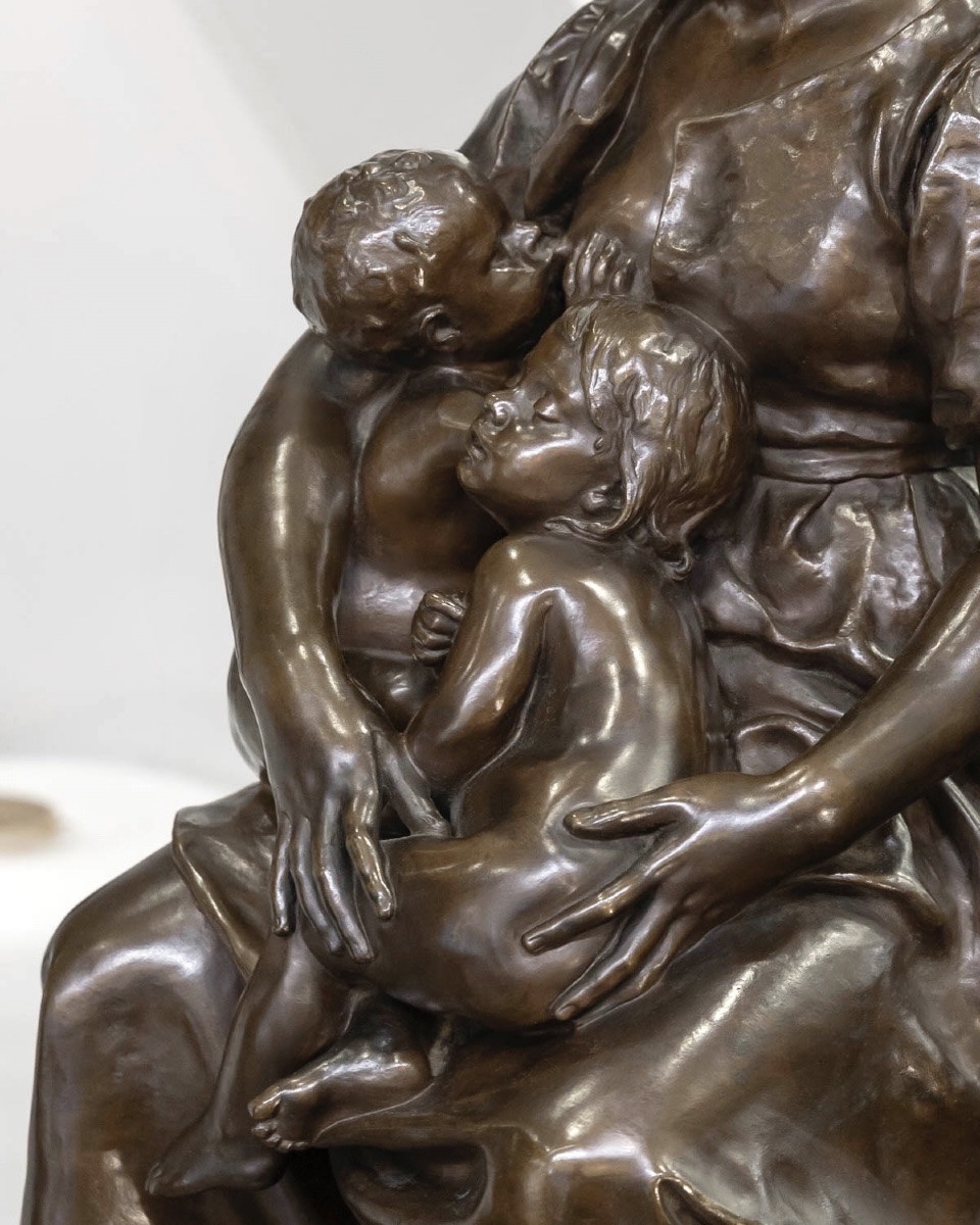 Sculpture - Motherhood, Paul Dubois (1829–1905) - Bronze  -photo-4