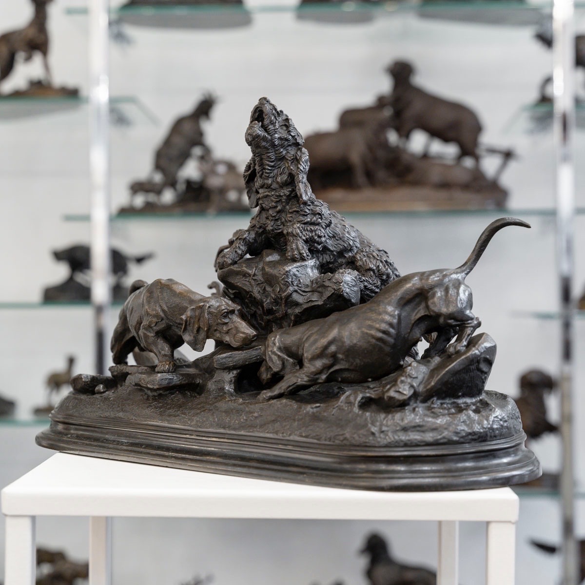 Sculpture - The Three Dogs At The Burrow , Jules Moigniez (1835–1894) - Bronze  -photo-2